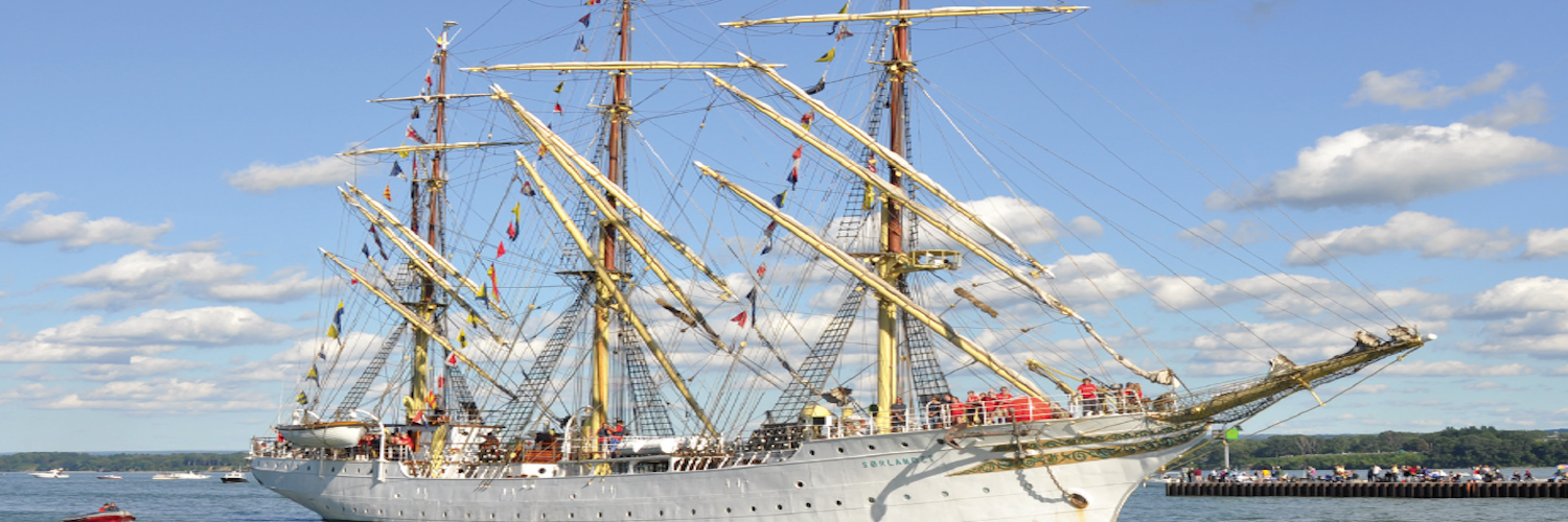 Tall Ships on the Great Lakes Adventure Publications